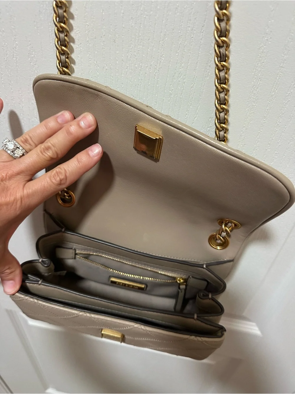 Tory Burch Quilted Leather Shoulder Bag in Beige with Gold Chain
